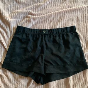 Victoria secret set. Sleep top, sleep shorts. Size Medium. Used, great condition